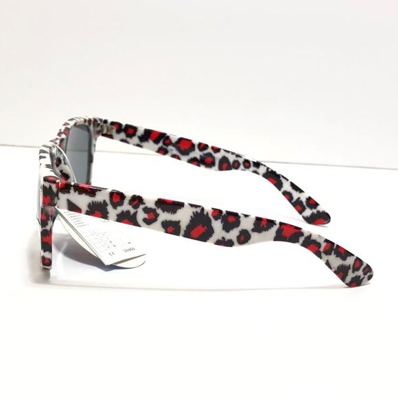 NEW Red White Leopard Print Sunglasses UV400 Retro - Picture 3 of 5